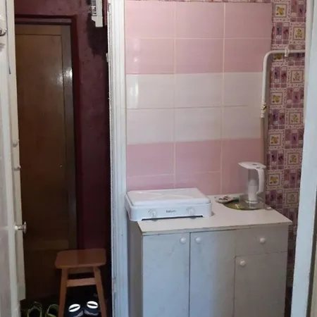 сдам квартиру посуточно. новый рынок. דירה *