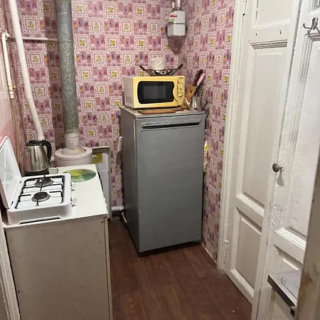сдам квартиру посуточно. новый рынок. *